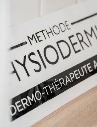 Physiodermie Window Sticker